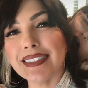 Meet your Posher, Reyna